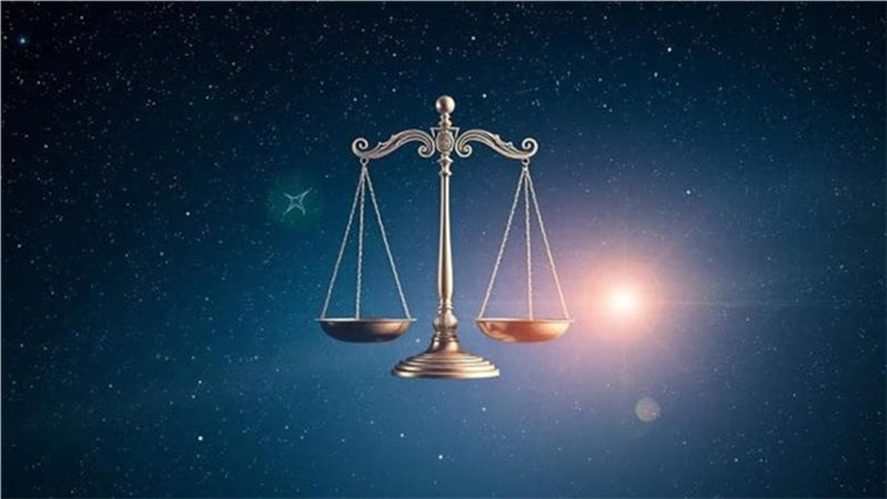 مفاجأة مهنية منتظرة.. ماذا يخبئ برج الميزان في توقعات الأبراج اليوم؟